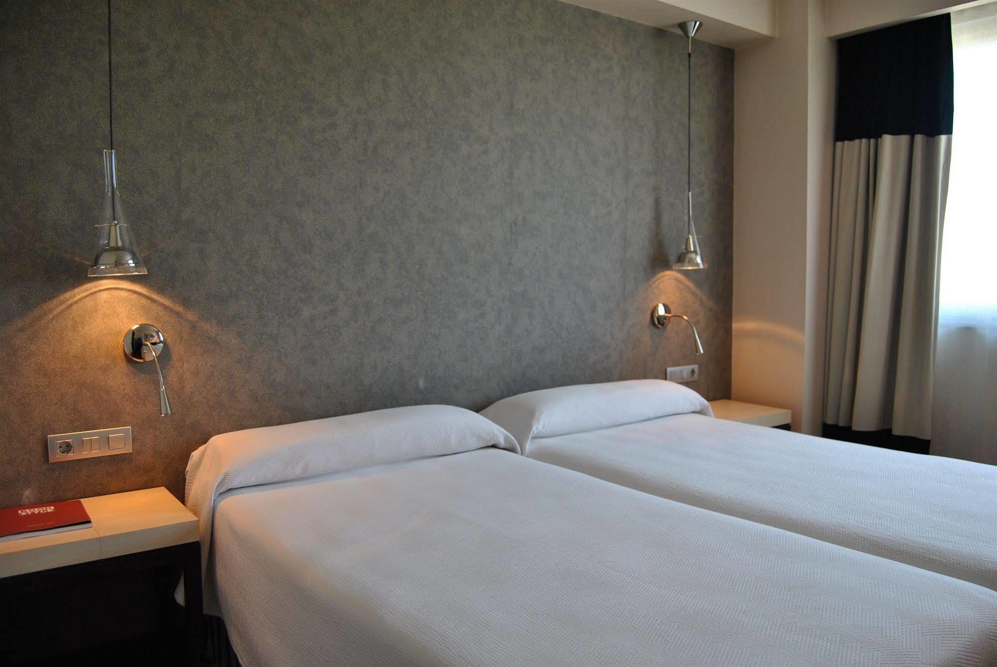 Hotel Nh Alcorcón Extérieur photo